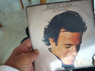 45 Julio Iglesias 