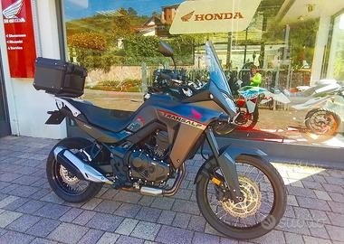 Honda XL 750 Transalp - km 11471 - anno 2023 - Acc