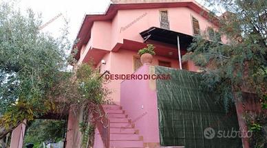 Casa, Cefalù.