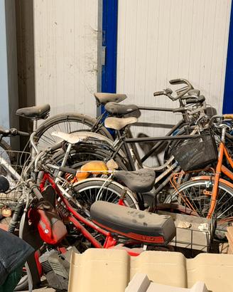 Biciclette  depoca a stock + motorino 50
