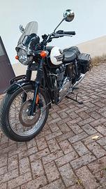 TRIUMPH BONNEVILLE T 100