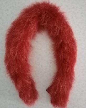 Collo in pelliccia vera tinta di Rosso 