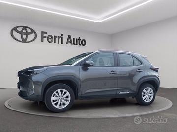 TOYOTA Yaris cross 1.5h active fwd 115cv e-cvt