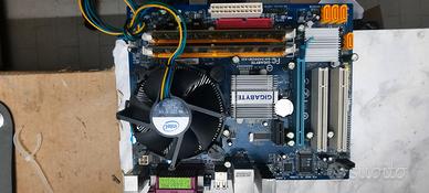 scheda madre Gigabyte