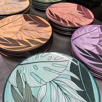 Leggere: Set di 5 piatti vari colori disponibili  