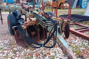 Sterpatore dischiera