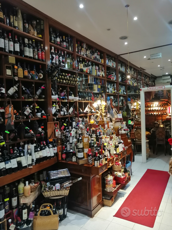 Enoteca con cantina