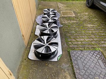 Cerchioni in lega 18” Volvo XC40