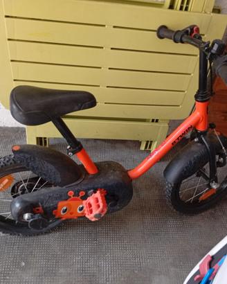 Bicicletta con rotelle