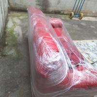 divano rosso 
