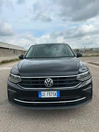 Volkswagen Tiguan 2.0 TDI SCR DSG Advanced BlueMot