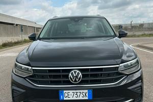 Volkswagen Tiguan 2.0 TDI SCR DSG Advanced BlueMot