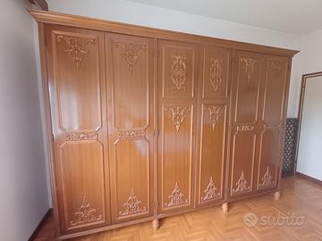 Camera matrimoniale letto comò armadio e comodini