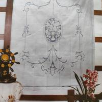 tende di lino ricamate 