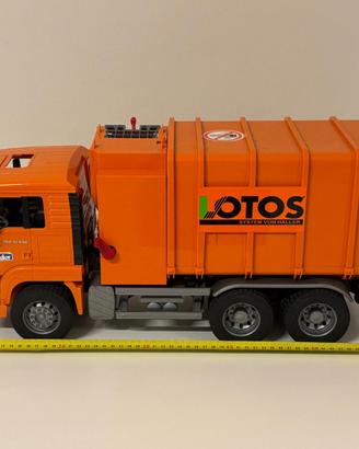 camion spazzatura Bruder