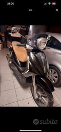 Piaggio Beverly 300