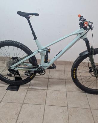 YT Izzo 29 tg.XL