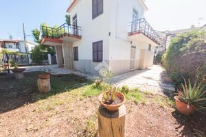 VILLA SINGOLA A MANFREDONIA