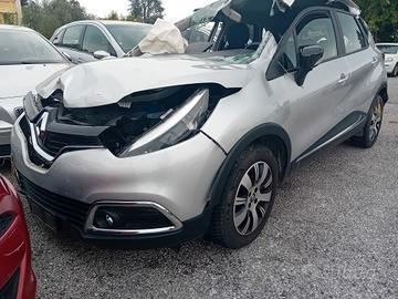 RICAMBI RENAULT CAPTUR 0.9 TCE ANNO 2017