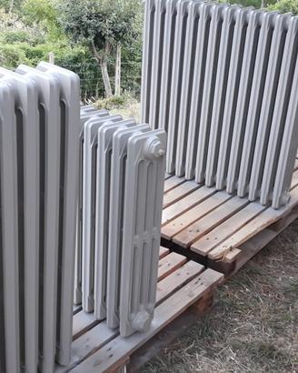 2 termoarredo ghisa grigio seta restaurati