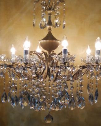 LAMPADARIO RESTAURATO CON GOCCE DI CRISTALLO 