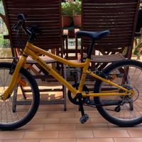 Bicicletta bambino 6-9 anni + kit protezione