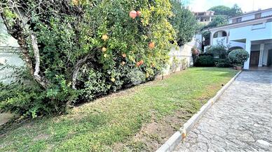 PORZIONE DI TRIFAMILIARE A GUIDONIA MONTECELIO