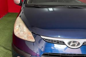 HYUNDAI I10,1.1 BENZINA 70 CV 