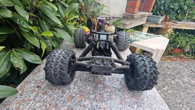 monster truck HPI Savage 25