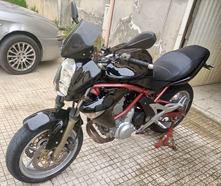 Kawasaki ER-6N 650cc anno 2006