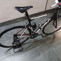 bici da strada BMC