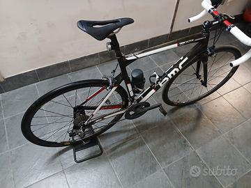 bici da strada BMC