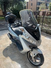 Scooter  Malaguti Madison 3 250 ie