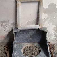 Antico lavabo in marmo del 1875