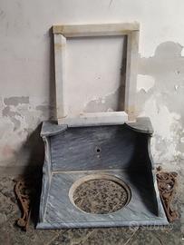 Antico lavabo in marmo del 1875
