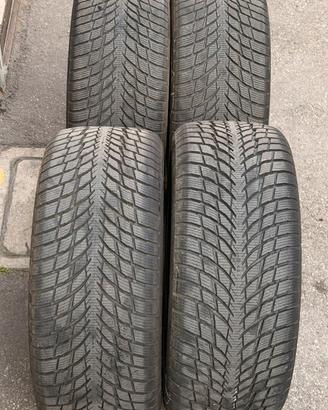 Nokian WR Snowproof P 225/40 R18 92V M+S