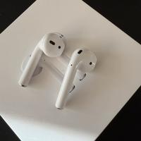 Airpods Apple