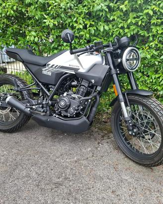 BRIXTON CROSSFIRE 125cc MOT.A LIQUIDO