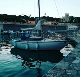 Barca a vela Comet 801 Comar 7,68 m
