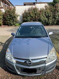 Opel astra 17cdti