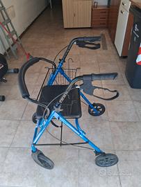 Girello deambulatore