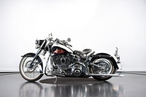 Harley-davidson Softail Deluxe - RDS01978