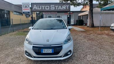 Peugeot 208 PureTech 82 5 porte Allure