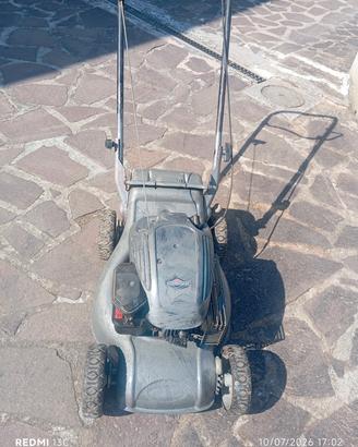 trattorino tagliaerba funzionante 
