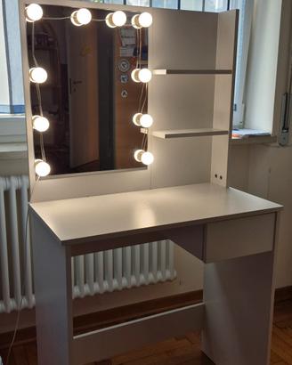 Mobile per trucco 