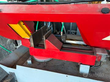Serra a nastro 350 con discesa e morsa automatica
