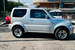 Suzuki Jimny 2012