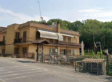 Appartamento a Roma (RM)