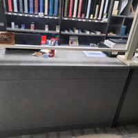 arredamento tabaccheria 
