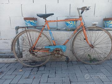Bicicletta vintage Gitane anni 70 da restaurare